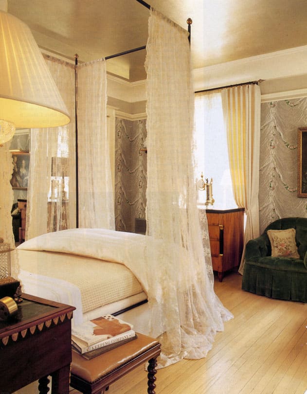 875 Park Avenue bedroom